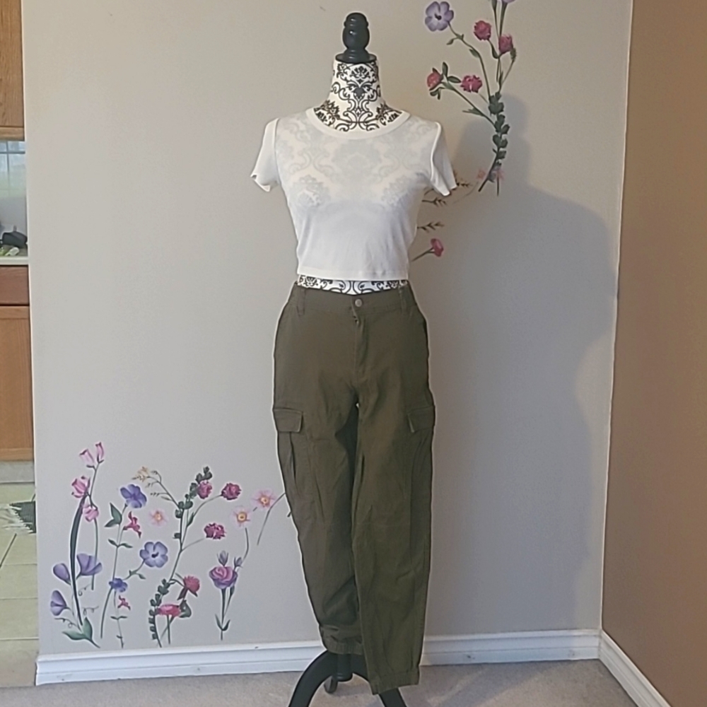 Aeropostale size small army green joggers